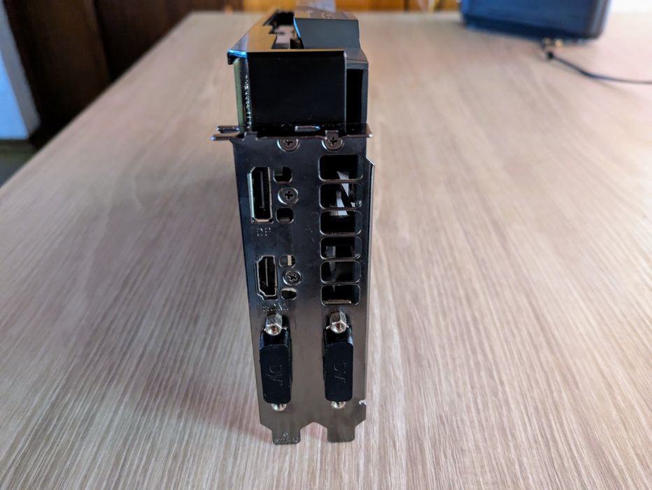 AMD RX 570 ASUS Rog Strix 4GB