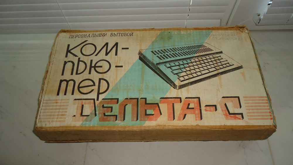 V6/10th Anniversary CONCERT TOUR 2005\"… Кеди унісекс Converse CHUCK 70 HI VINTAGE Чоловікам Кеди