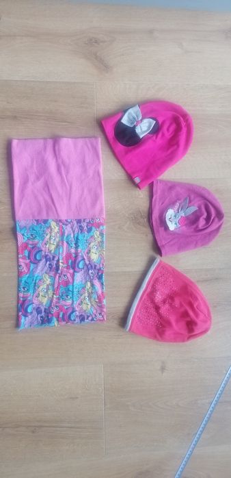 Czapka, czapki dla dziewczynki 45-52. +/-3latka