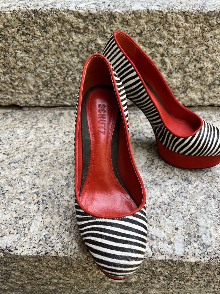 Sapatos schutz best sale usados