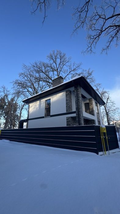 Будинок з газом в центрі міста, парк Незнайки