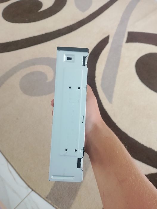 LG Super Multi DVD Writer GH24NSD1