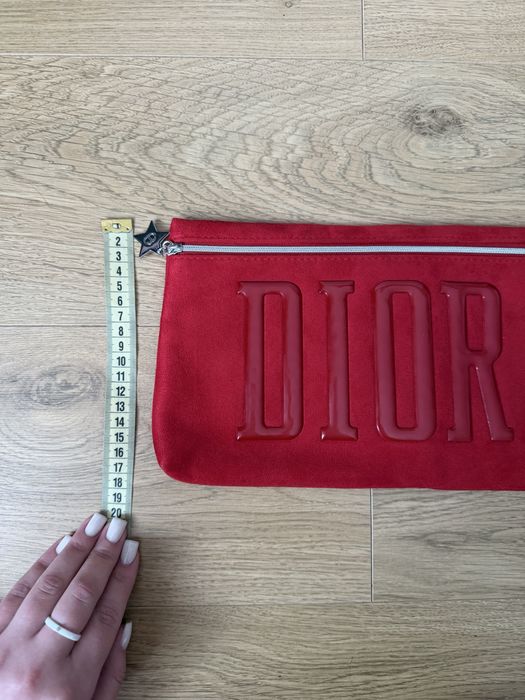 Косметичка  від christian dior
