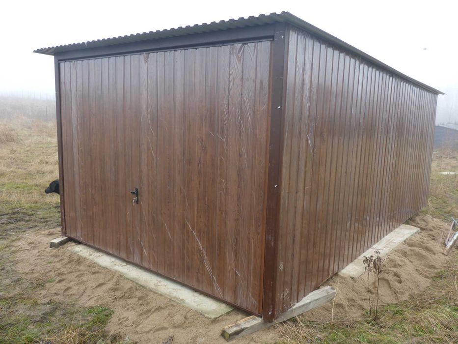 Blaszak Garaż blaszany 3x5 + brama uchylna Garaże 3x5 3x6 4x5 4x6 6x5