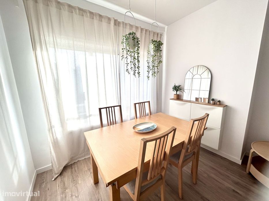Apartamento T2 totalmente mobilado Paredes centro/estação