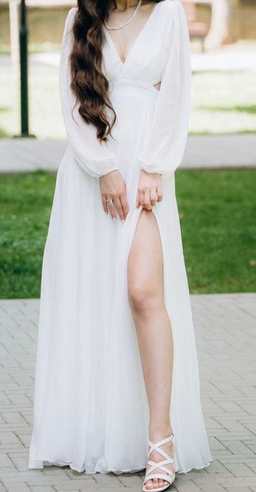 Довга Весільна сукня