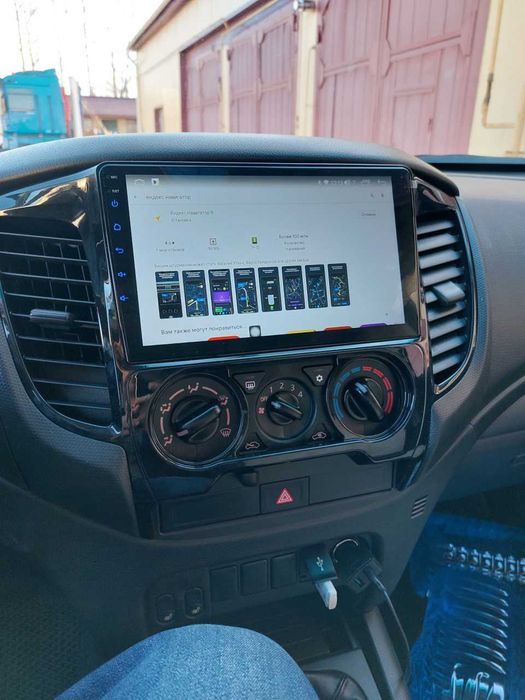 Rádio 2DIN 9" • Mitsubishi L200 • (2015 a 2023) • Android [4+64GB]