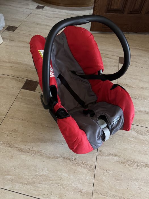 Дитяче автокрісло  Peg-Perego Primo Viaggio Tri-Fix ES
