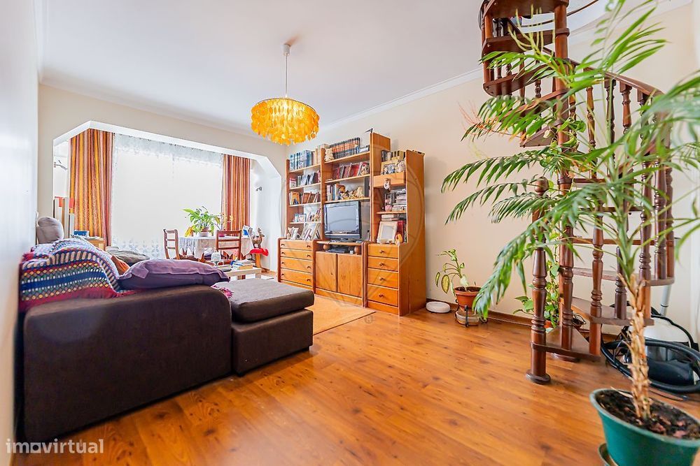 Apartamento T4 para venda — Amora, Setúbal