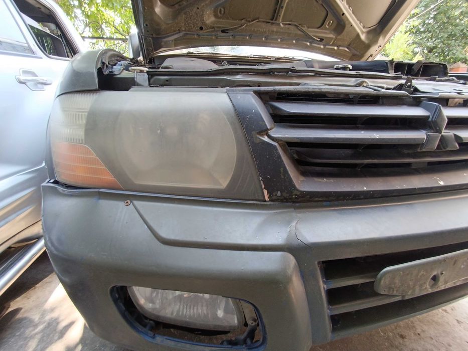 Фара Митсубиси Паджеро Вагон 3 Мицубиси Mitsubishi Pajero Wagon 3 Передні фари Мітсубісі Оригинальные Фары Мицубиси
