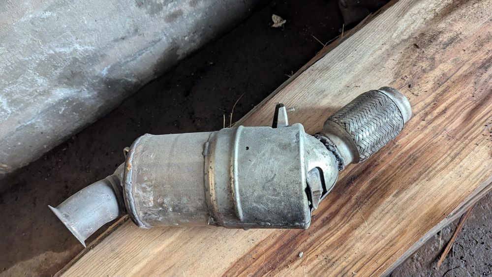 BMW N47 - FAP DPF original desmiolado