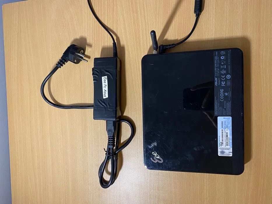 Computador Asus EeeBox PC EB1012P
