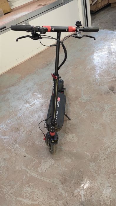 Hulajnoga elektryczna Motus pro 8,5 500W