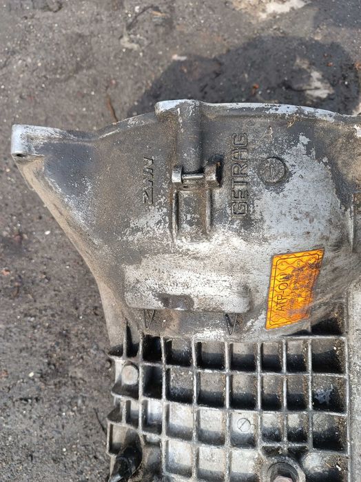 Коробка передач БМВ Е32 BMW E32 3.0 260