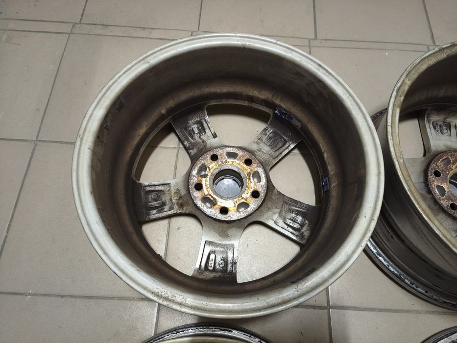 Диски R16 5/112 Dezent