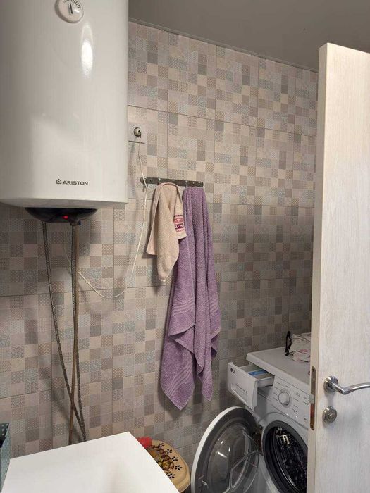 Продам дом в живописном районе п. Рай-Еленовка в 10 км. от г.Харькова