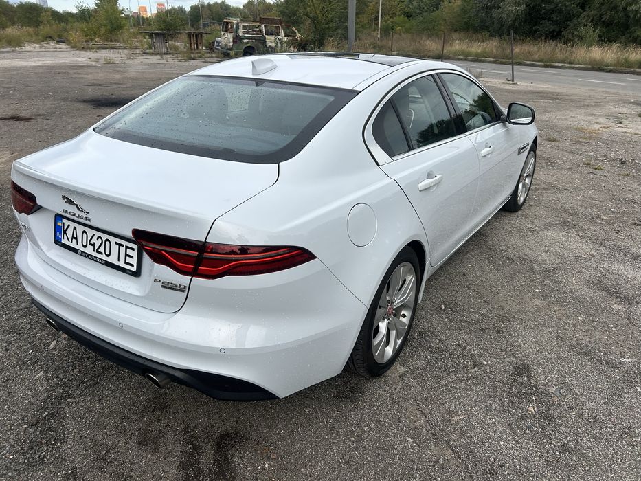 Jaguar XE p250 awd/s 2019