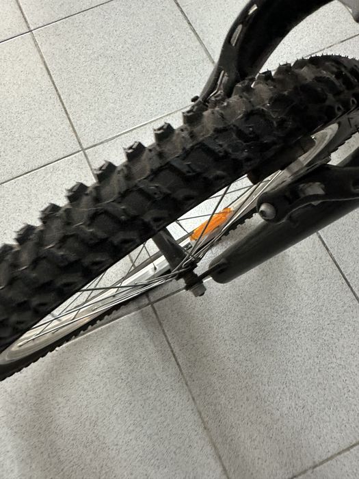 Bicicleta nova de criança