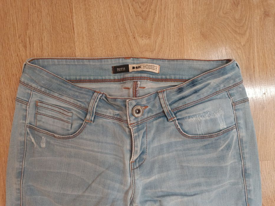 Spodnie damskie jasny jeans bershka M 38