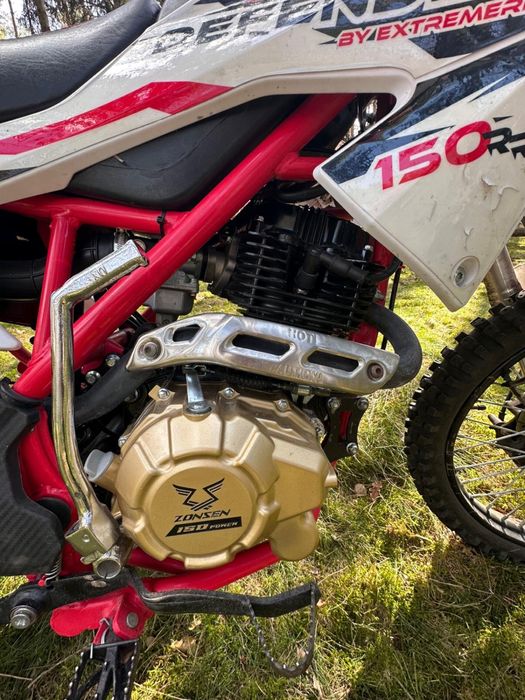 Cross Defender 150 RR