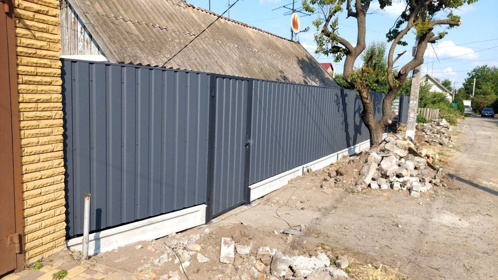 Забор из профнастила.Установка 400гр.Жалюзи.Штакет.Забор для сада.