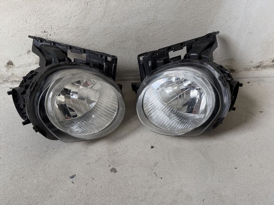 Фара передняя Nissan Juke F15