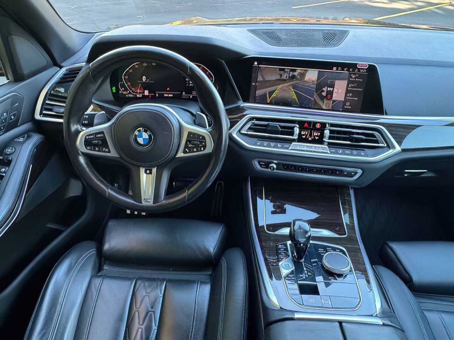 BMW X5      2019