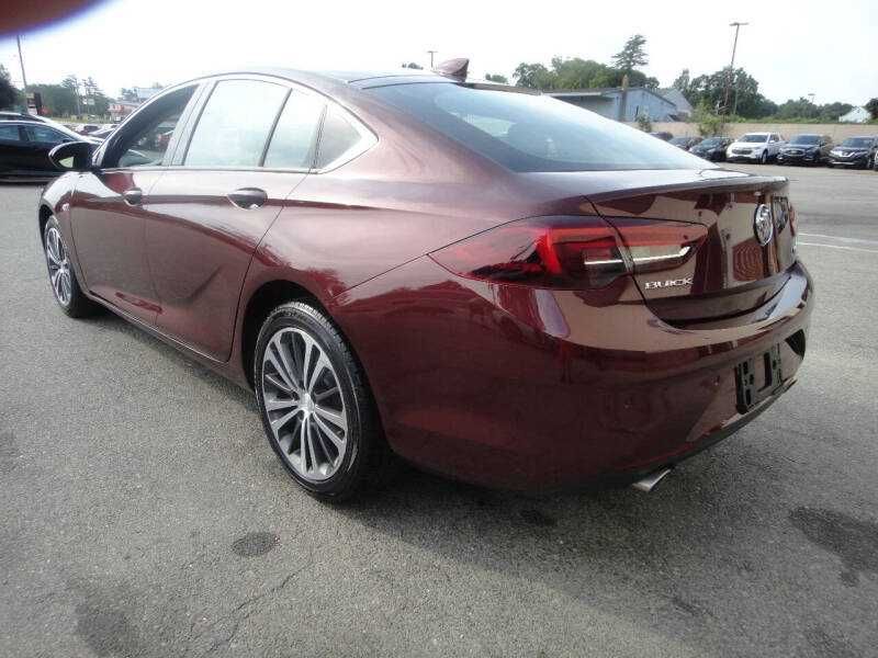 2018 Buick Regal Sportback Essence