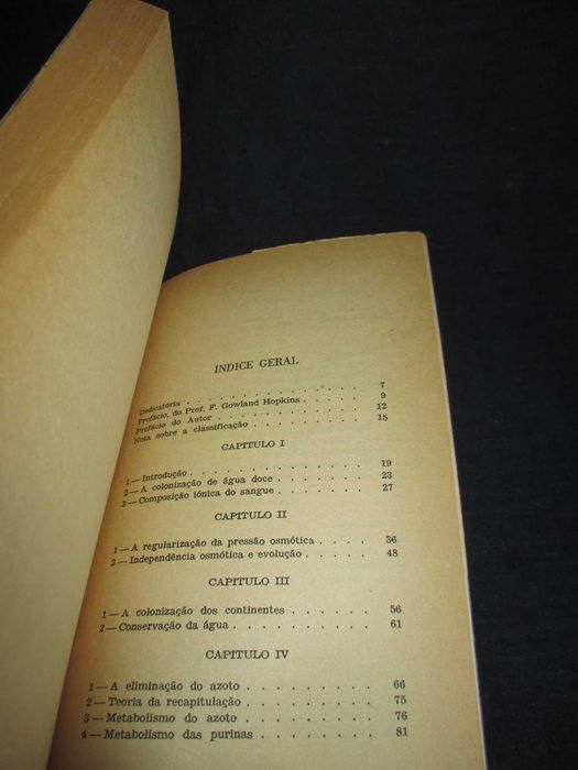 Livro Introdução à Bioquímica Comparada Ernest Baldwin