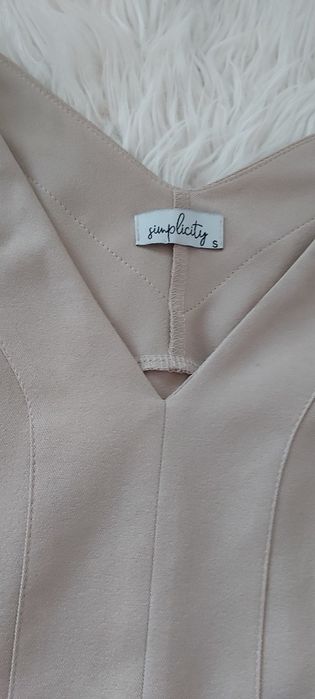 Bluzka koszula v neck serek simplicity bufiaste rękawy wiskoza