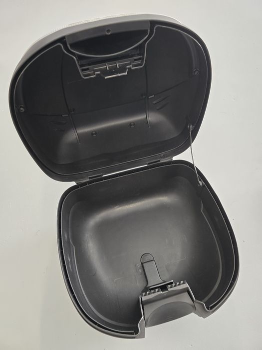 Mala Shad SH29 nova com suporte para a moto