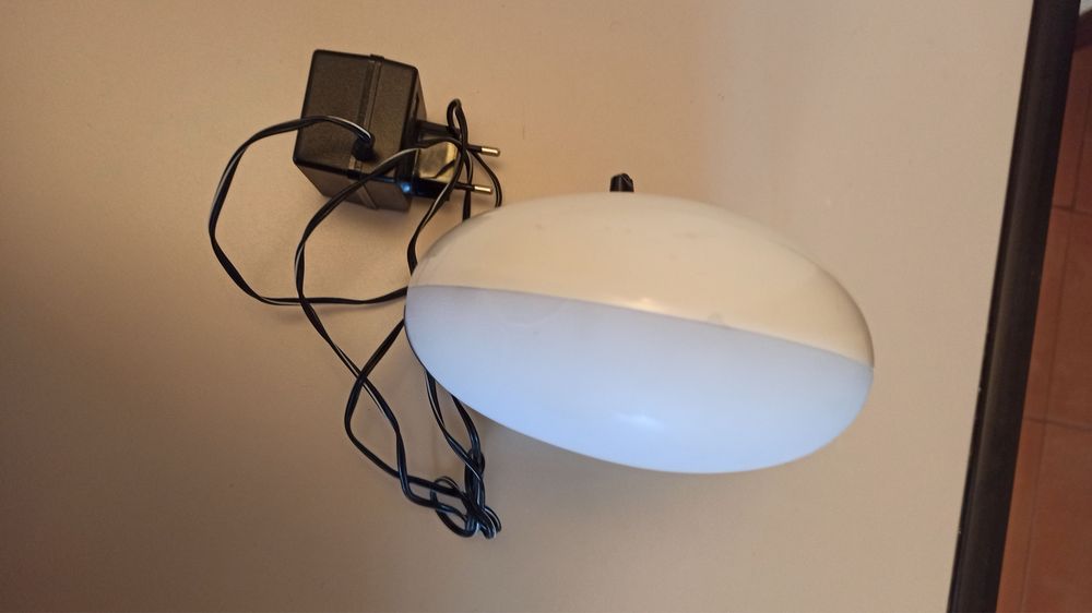 Rádio Despertador / Relógio / Candeeiro / 220V + Pilhas