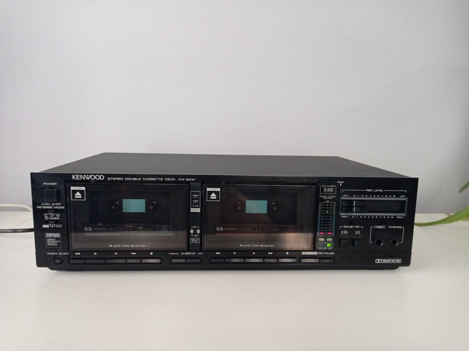 Deck Kenwood KX-94 W dwukieszeniowy.