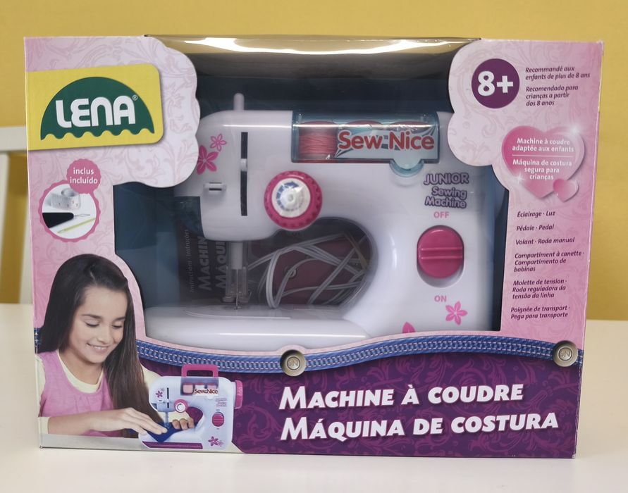 Máquina de costura para criança