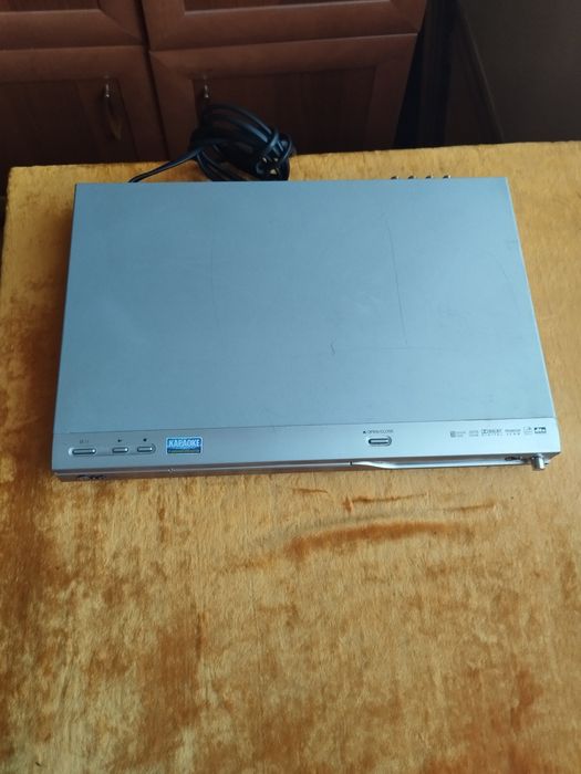 Продам ДВД приставку