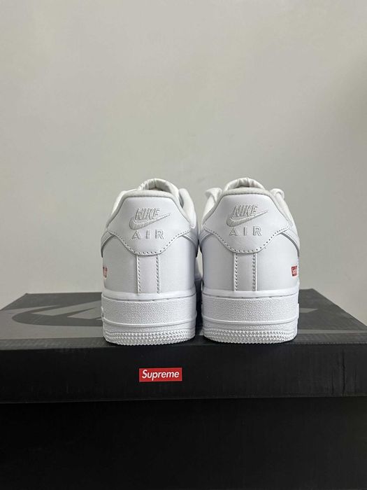 Buty Air force 1 Supreme biale R.43