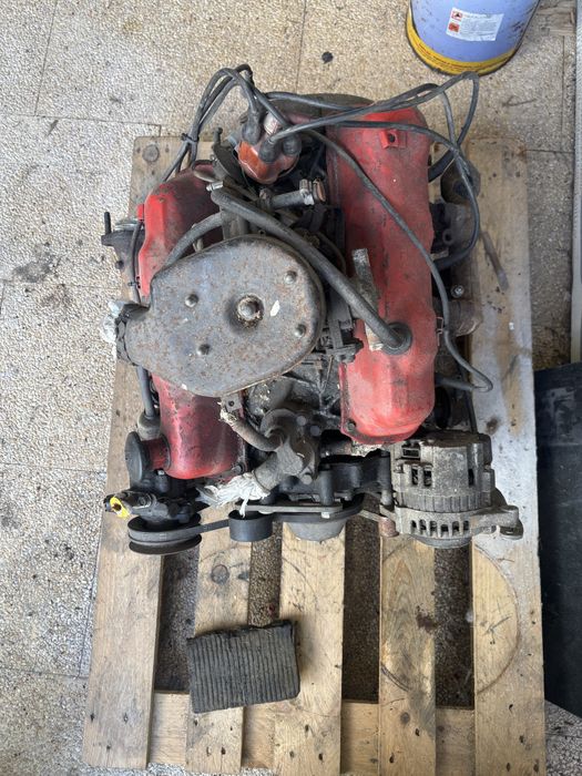 motor pinto completo a trabalhar