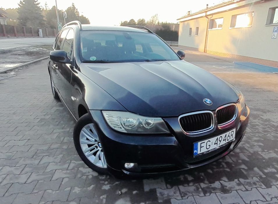 BMW e91 2.0 D 177km lift Czarny kombi