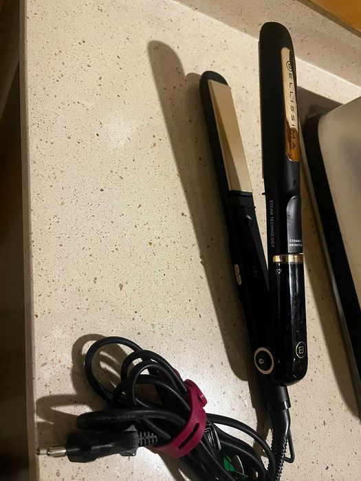 Prancha/ Chapinha  da Bellissima Nova a Vapor 230º