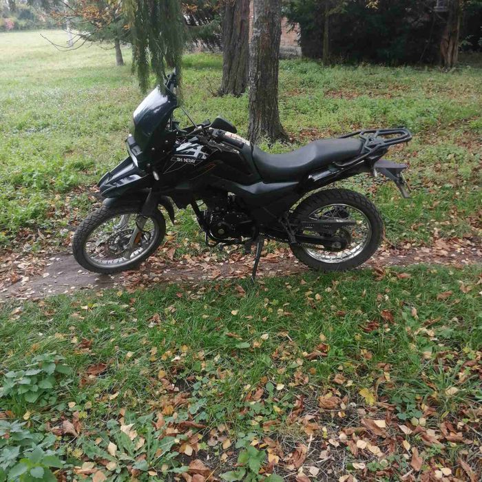 Прдам мотцикл шинарай 200 куб