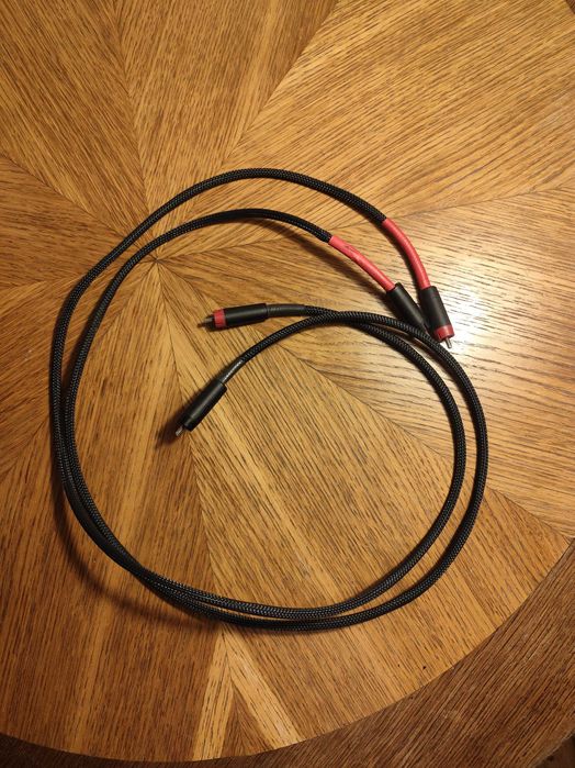 Interkonekt RCA-RCA srebrny Sonus Oliva 1,0m, ETI Silver Bullet Plug