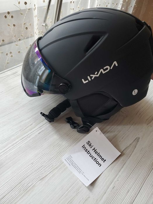 Лижний сноуборд шолом з візором фірмовий Crivit S-M /шлем Alpina L-XL