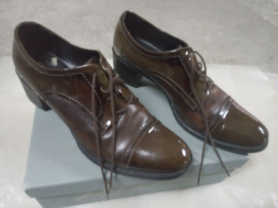 3 Pares - SAPATOS DE SENHORA ( n.* 37 )