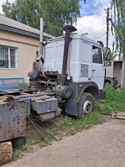 Продам МАЗ 6303.