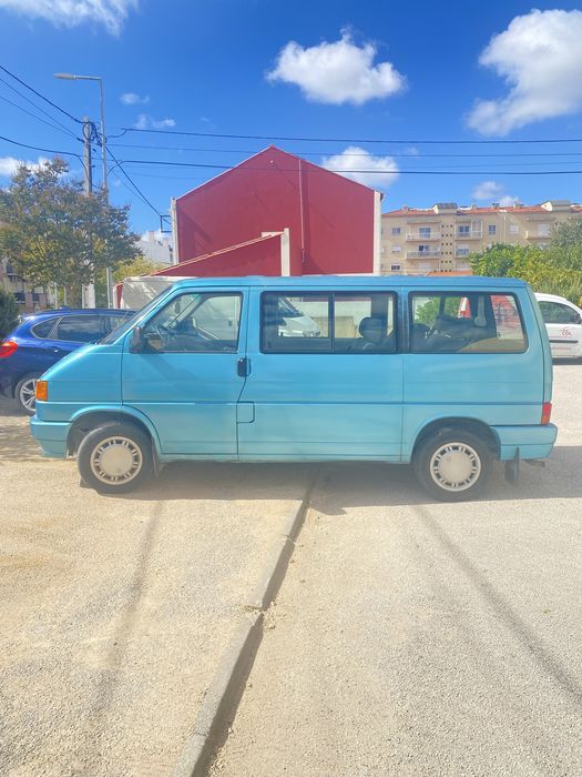 Volkswagen Caravelle  2400  t4