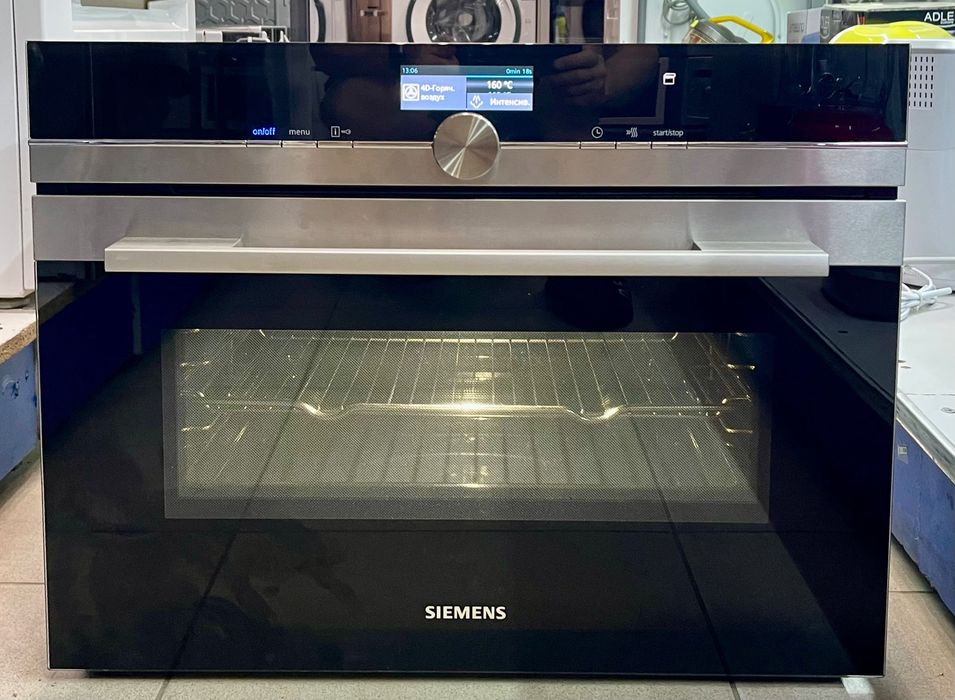 Духова шафа з функцією пароварки Siemens CS636GBS1