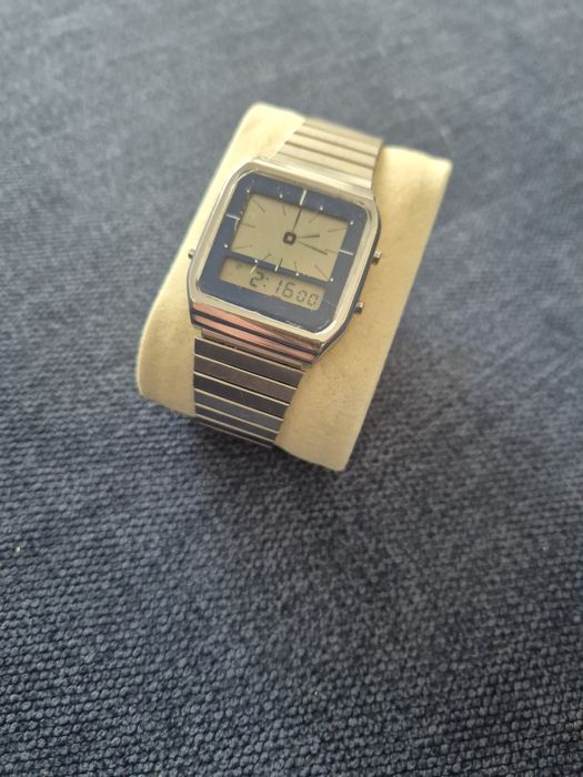 Zegarek Casio ana-digi AE-70