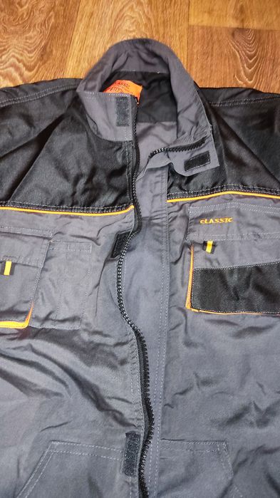 Рабочая куртка и  полукомбинезон