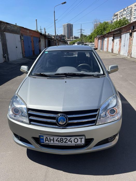 Машина Geely MK 2011/бензин.