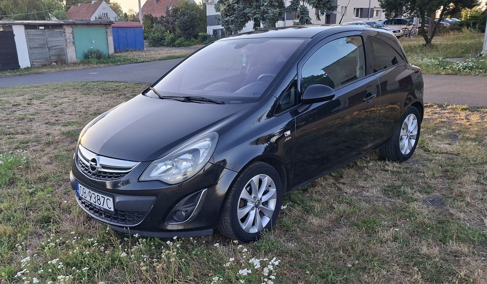 Opel corsa d 1.3 cdti 2013r